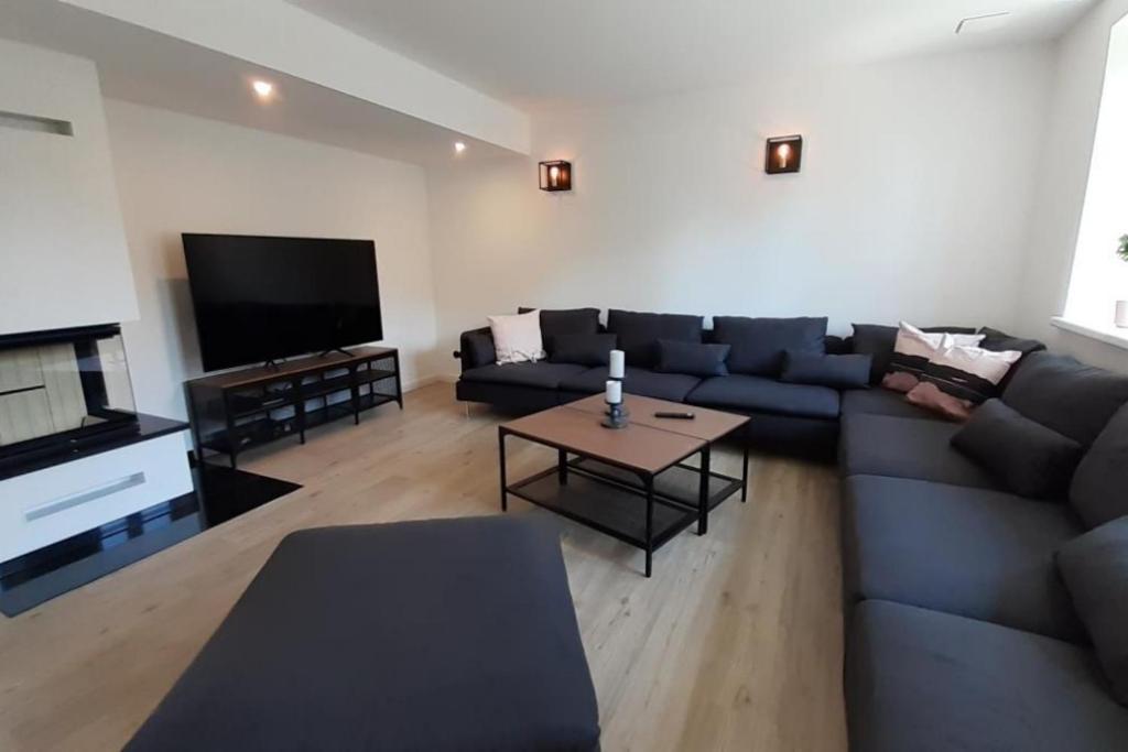 Fh Magnolia Fuer 12 Pers. Mit Terrasse + Dachterasse Βίλα Born Εξωτερικό φωτογραφία